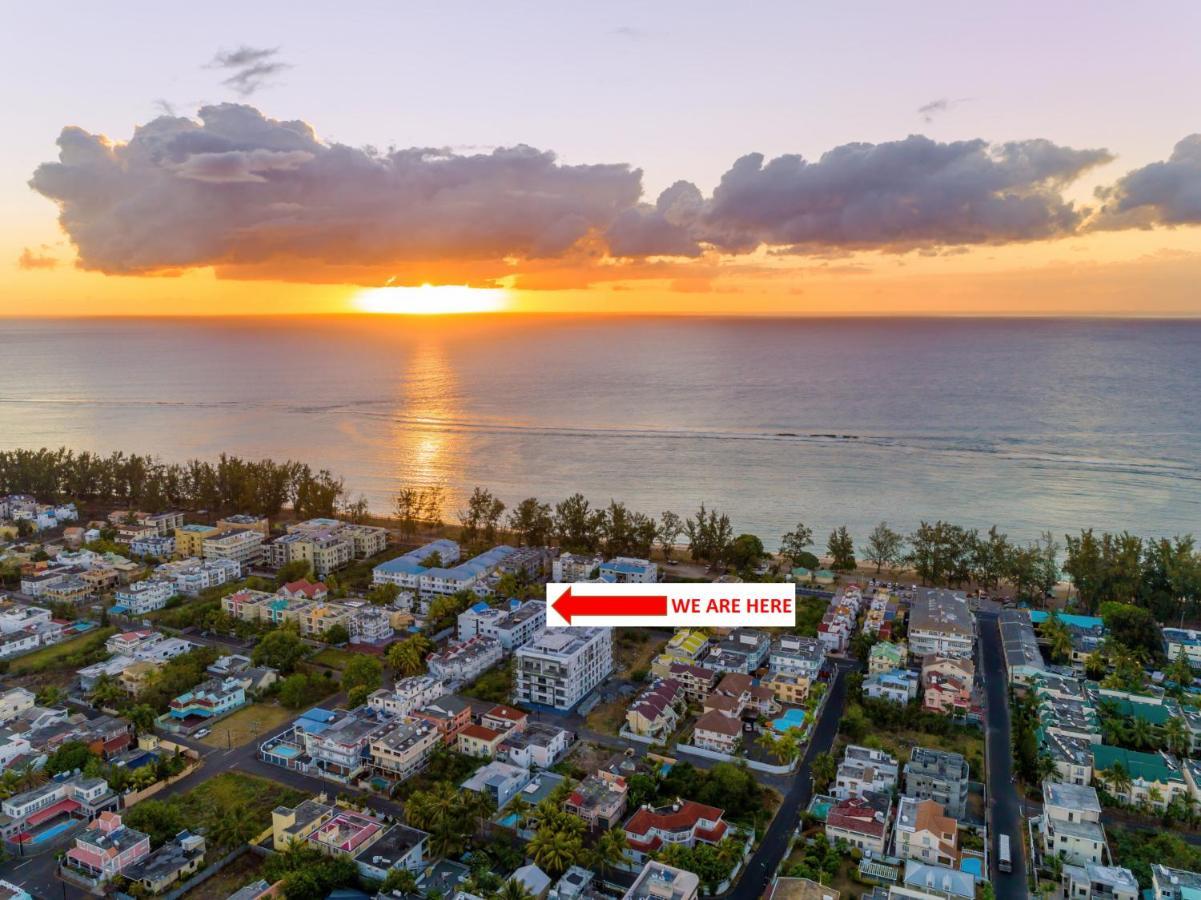 Les Cerisiers Beach Residence, Cosy And Modern 3 Bedroom Apartment Located 50 Metres From The Beach And From All Amenities And Restaurants On The Coastal Road Flic-en-Flacq Eksteriør bilde