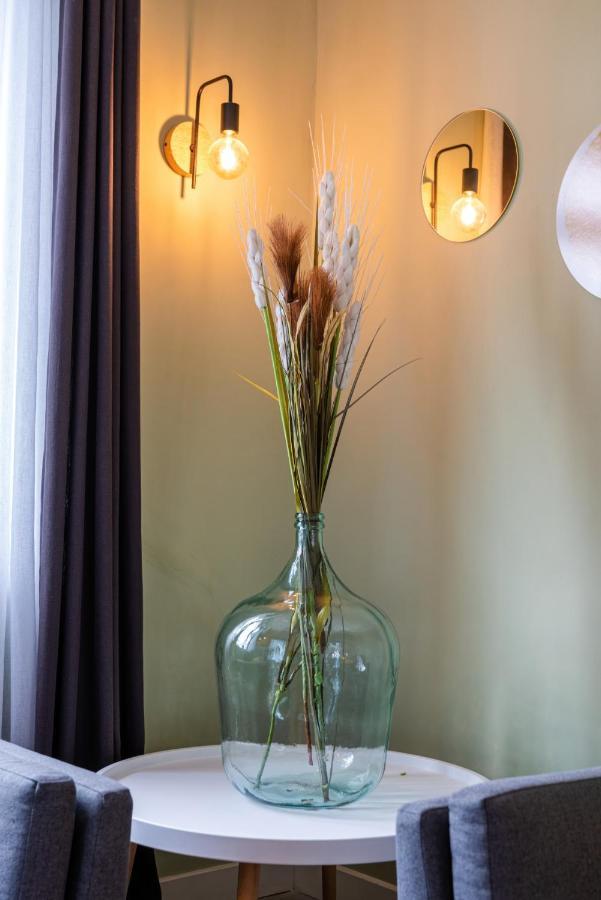 Les Cerisiers Beach Residence, Cosy And Modern 3 Bedroom Apartment Located 50 Metres From The Beach And From All Amenities And Restaurants On The Coastal Road Flic-en-Flacq Eksteriør bilde