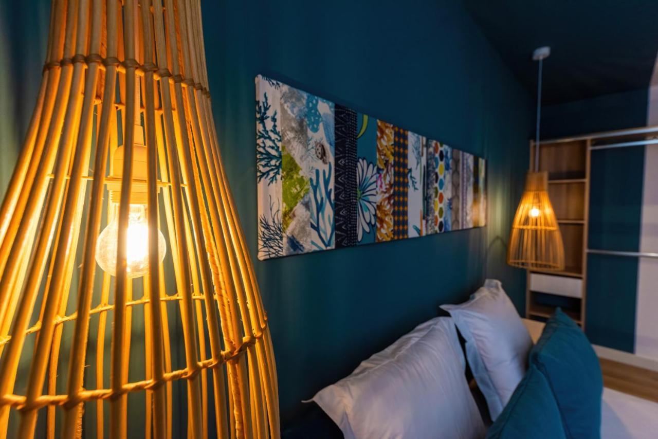 Les Cerisiers Beach Residence, Cosy And Modern 3 Bedroom Apartment Located 50 Metres From The Beach And From All Amenities And Restaurants On The Coastal Road Flic-en-Flacq Eksteriør bilde