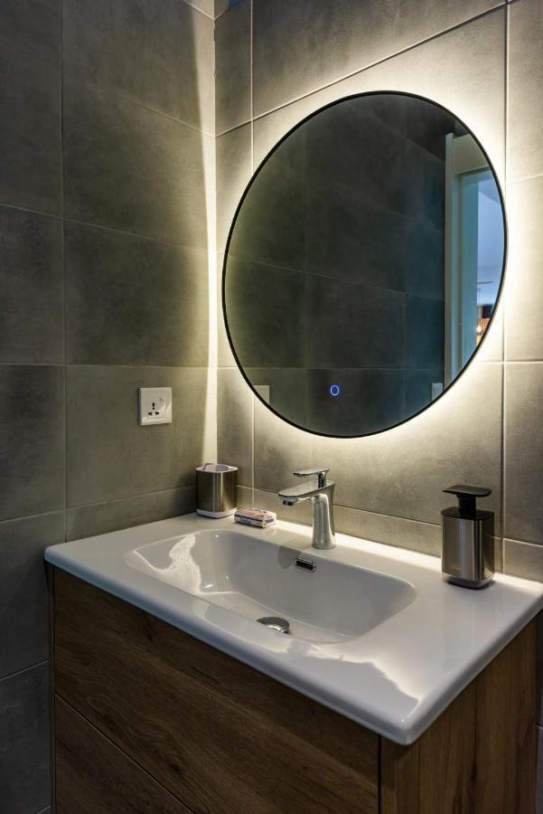 Les Cerisiers Beach Residence, Cosy And Modern 3 Bedroom Apartment Located 50 Metres From The Beach And From All Amenities And Restaurants On The Coastal Road Flic-en-Flacq Eksteriør bilde
